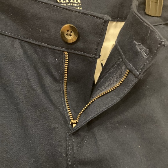 NWT Anna Navy Blue Bermuda Shorts - Picture 3 of 6